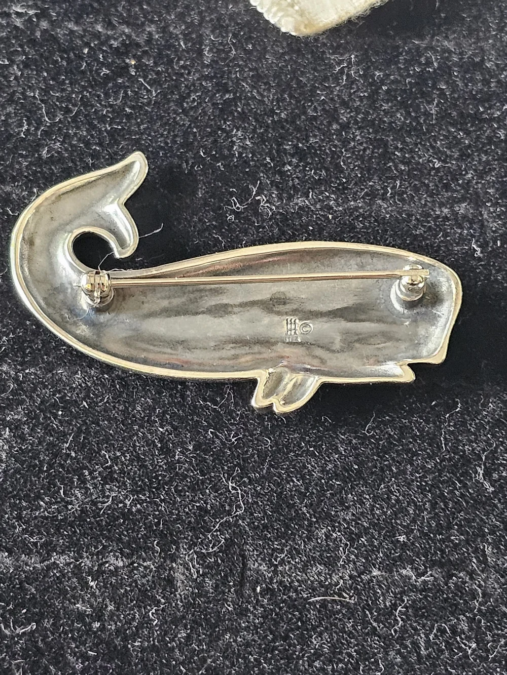 RETIRED/RARE - James Avery Sterling Silver Whale Brooch/Pin